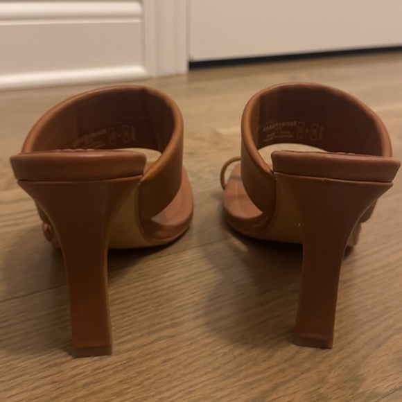 Zara Heels - Picture 2 of 6